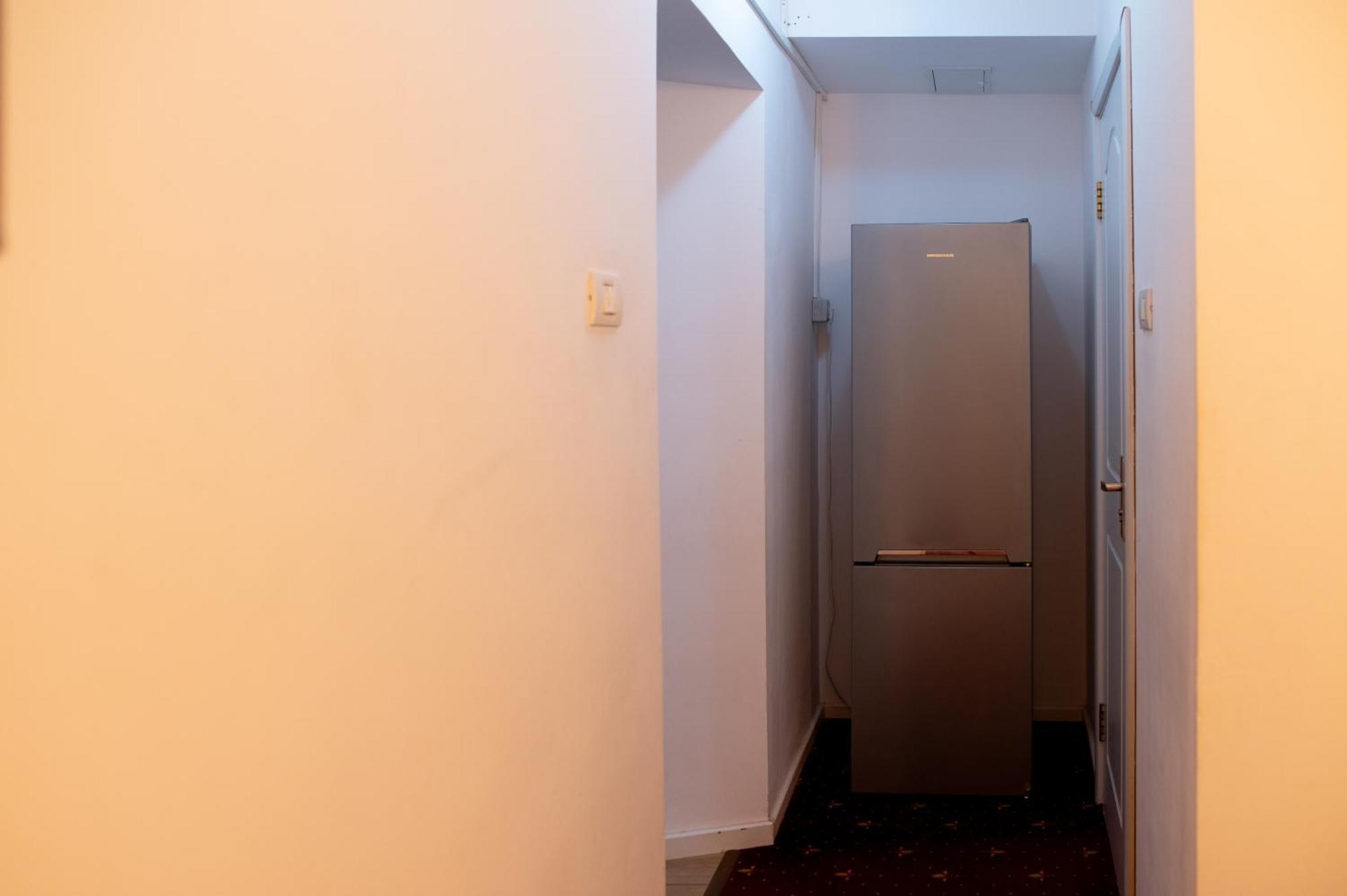 Moise House - Kosher Aparthotel Bukarest Exterior foto